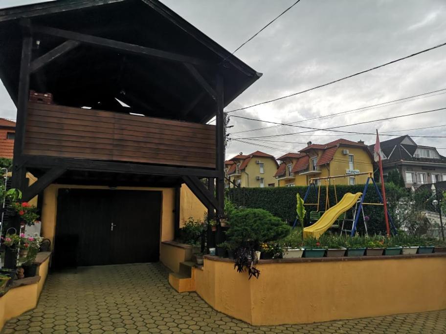 Karos Centrál Apartmanház Zalakaros Esterno foto