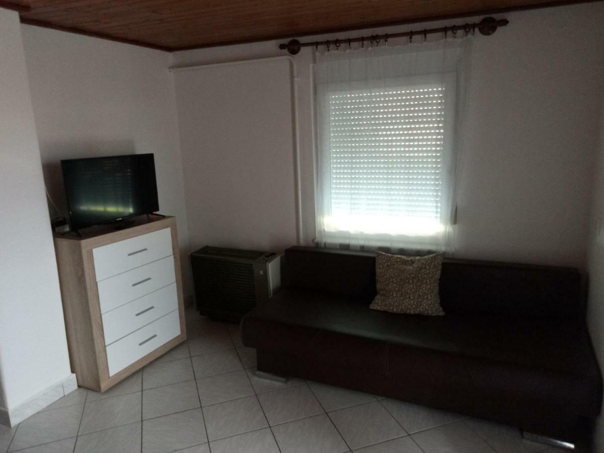 Karos Centrál Apartmanház Zalakaros Esterno foto